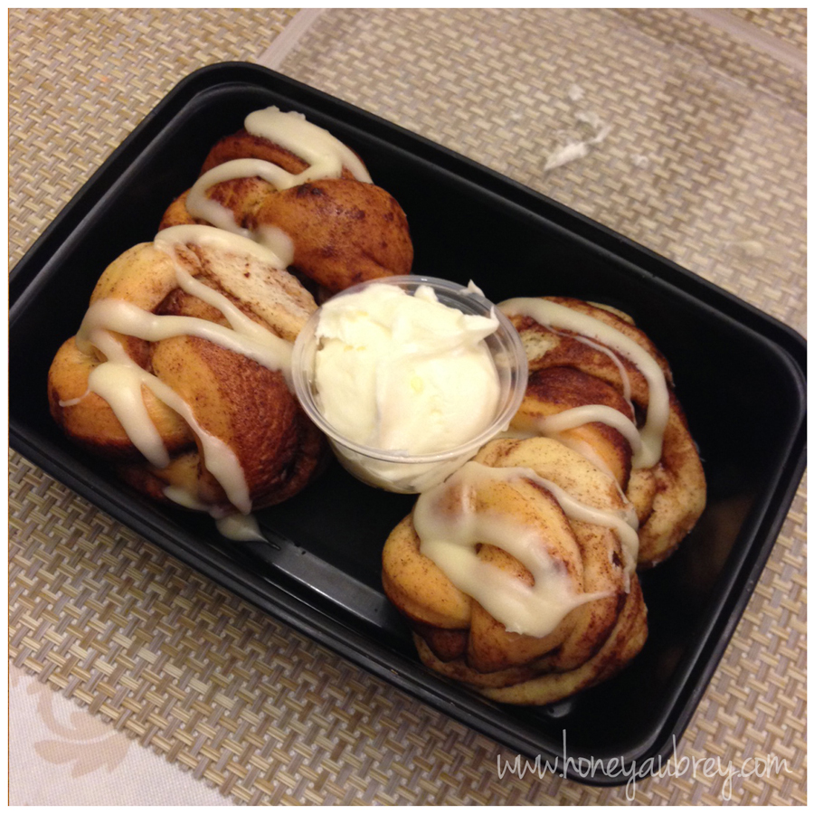 ThePizzaCorner_Cinnayum