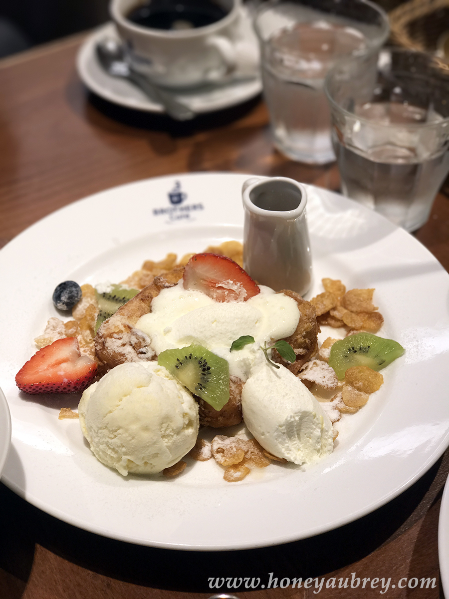 BrothersCafe5_HoneyAubrey