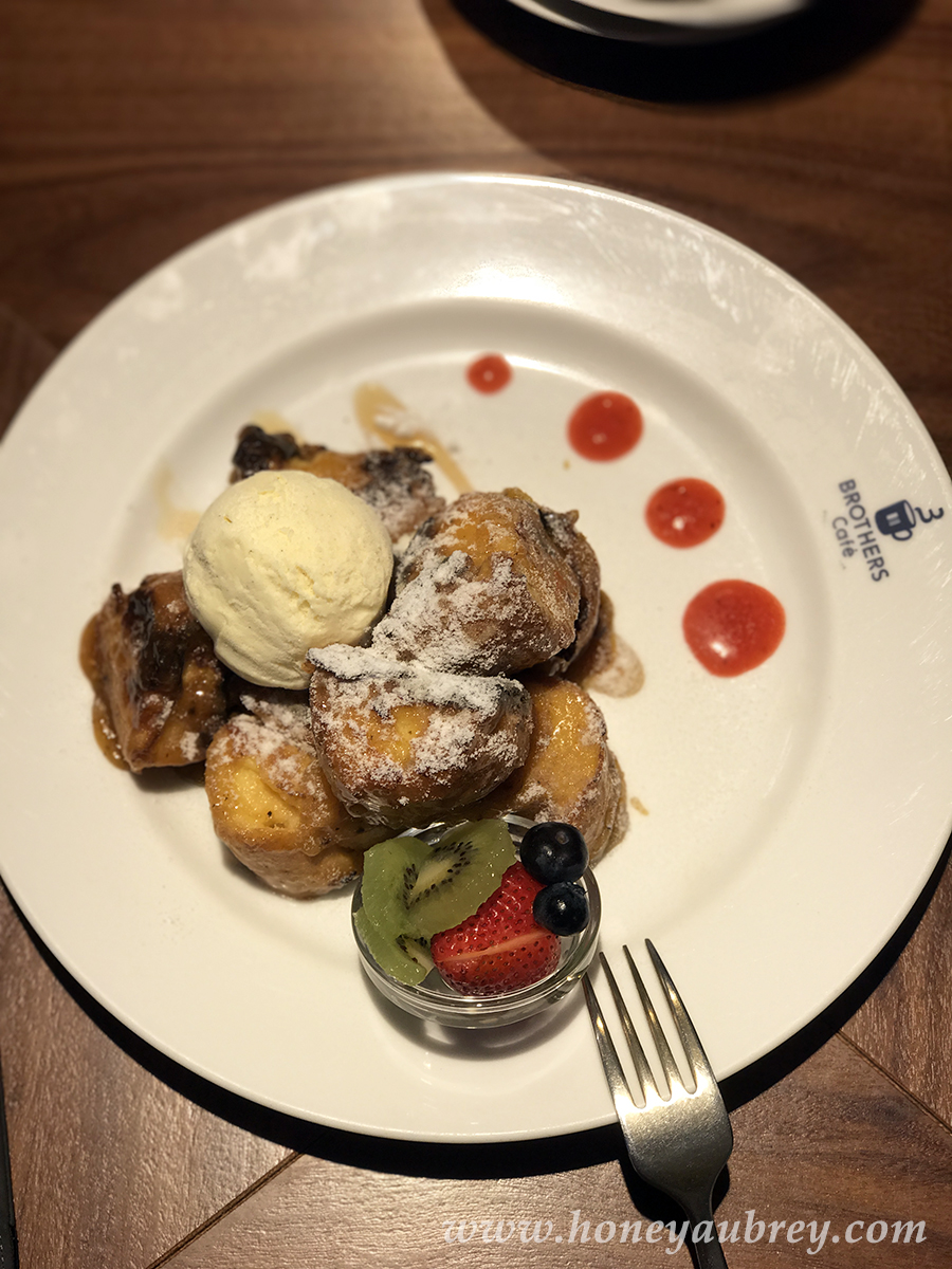 BrothersCafe6_HoneyAubrey